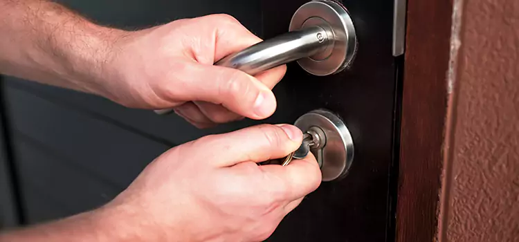 Door Closer Repair & Installation Suffolk